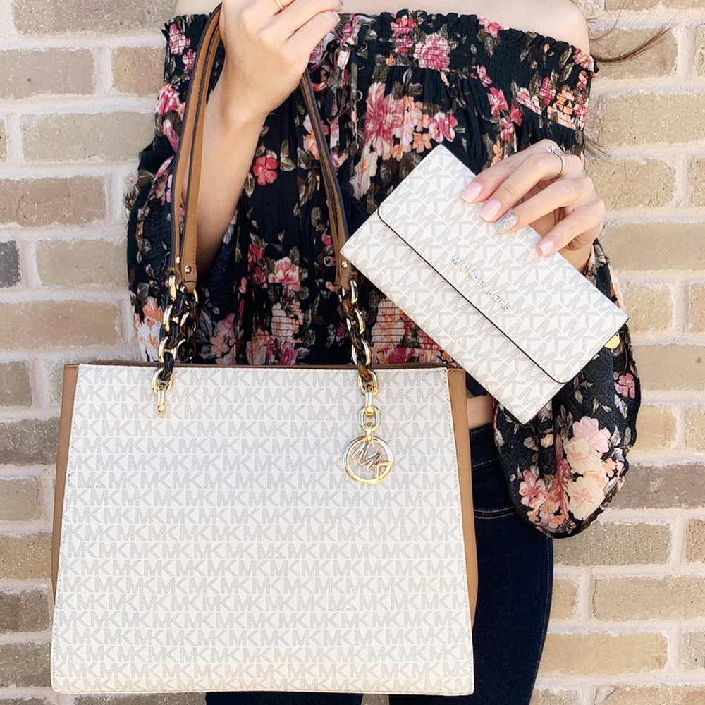 Michael Kors signature tote + wallet NWT - Picture 1 of 4